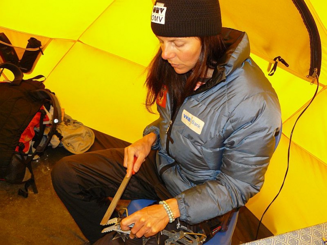 Герлинде Кальтенбруннер - портрет в не мягких тонах. (Альпинизм, гималаи, каракорум, австрия, 8000, 14 восьмитысячников, женский альпинизм, гималаи, каракорум, австрия, 8000, 14 восьмитысячников, женский альпинизм)