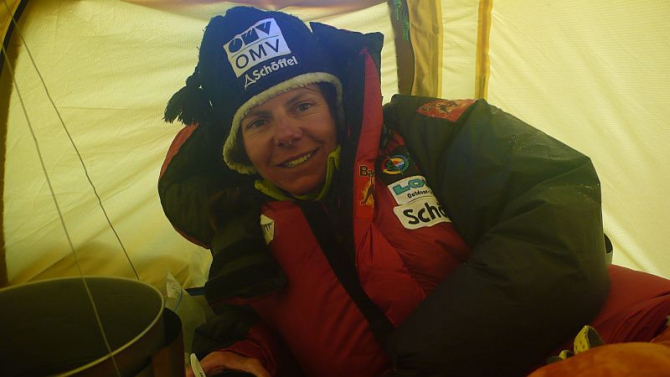 Герлинде Кальтенбруннер - портрет в не мягких тонах. (Альпинизм, гималаи, каракорум, австрия, 8000, 14 восьмитысячников, женский альпинизм, гималаи, каракорум, австрия, 8000, 14 восьмитысячников, женский альпинизм)