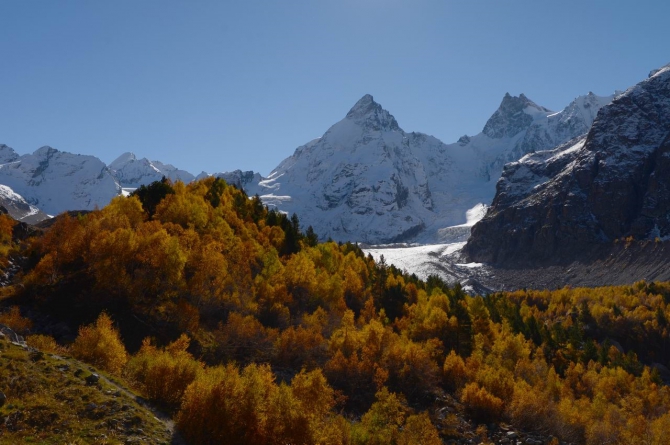 Осень в горах (Горный туризм, адыл-су, адыр-су, шхельда, приэльбрусье, адыл-су, адыр-су, шхельда, приэльбрусье, адыл-су, адыр-су, шхельда, приэльбрусье, адыл-су, адыр-су, шхельда, приэльбрусье, адыл-су, адыр-су, шхельда, приэльбрусье)
