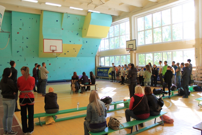 Наконец-то в Волгограде открылся новый скалодром! (Скалолазание)