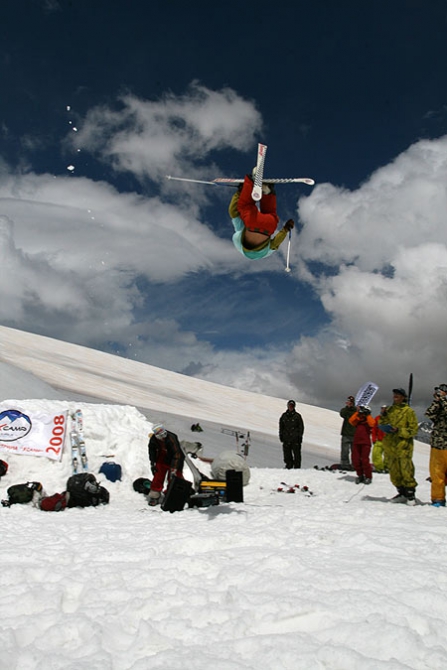 XCAMP Эльбрус 2008. Сегодня соревновались любители! (Горные лыжи/Сноуборд, приэльбрусье, нью скул, контест, события, лагерь)