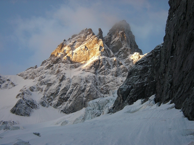 Далар - Спуск. МФА "Узункол-2008": Небольшой отчет о проделанной работе в процессе подготовки фестиваля. (Альпинизм, межународный фестиваль альпинизма, женский кубок, вгш, фар, чемпионат россии, альпинизм)