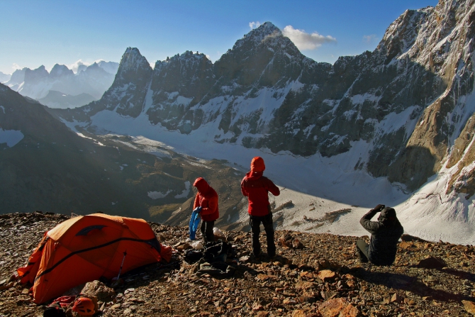Сварог "По центру большого карниза" Как это было. (Альпинизм, экспедиция, описание, ашат)