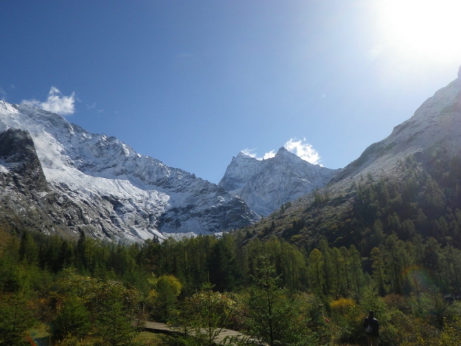 Трекинг в районе массива «Четыре сестры» (Сычуань). (Горный туризм)