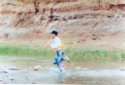 Россиянин Андрей Дерксен - трехкратный победитель самого жесткого марафона в мире «Sultan Marathon des Sables» в 1994, 1995, 1996 годах.