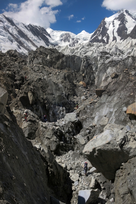 Фотоотчет по памирскому походу. Часть 3. (Горный туризм, пик Сомони, пик коммунизма, турклуб маи, ледник федченко, ледник бивачный, ГМС Федченко, ребро Абалакова, перевал Горбунова)