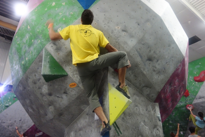 Кубок Москвы по скалолазанию (Боулдеринг) Квалификация, 4-й сет, 15.11.2014 (Скалолазание, скалолазание, БигВолл на Савеловской)