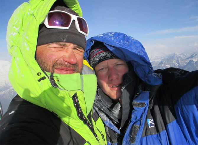 Хрустальный пик-2014: Тамсерку по центральному контрфорсу ЮЗ стены (Альпинизм, мы в общесте, outdoor-проект, bask company, восхождения, риск.ру, события, фар, risk.ru, хрупик-2014)