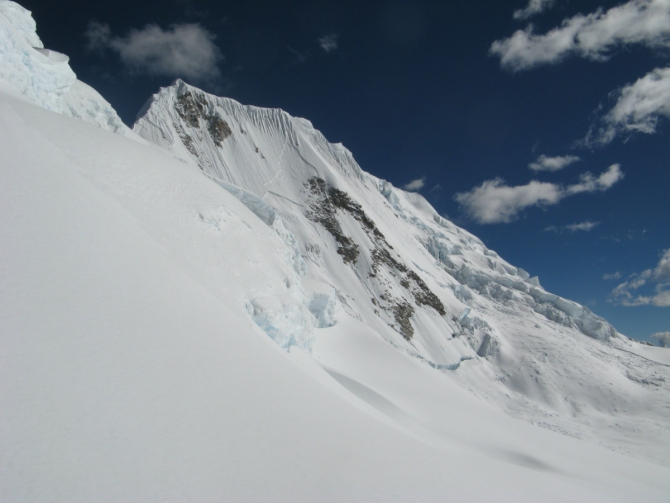 Восхождение на Альпамайо (Alpamayo). 2009г. Отчет о старой поездке (еще раз). (Альпинизм)
