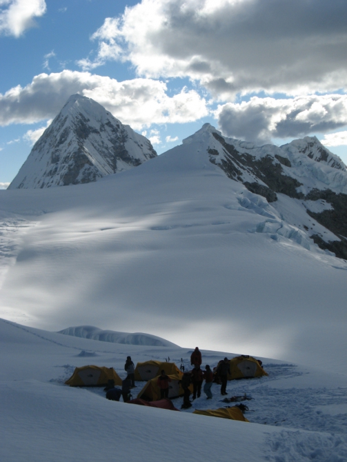 Восхождение на Альпамайо (Alpamayo). 2009г. Отчет о старой поездке (еще раз). (Альпинизм)