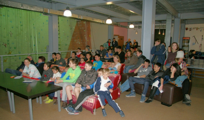 Попуткой до Алма–Аты. Урок #2 (Скалолазание)