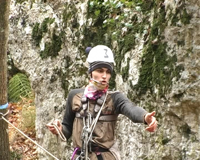 Севастопольские туристы на Тороповой даче (Туризм)