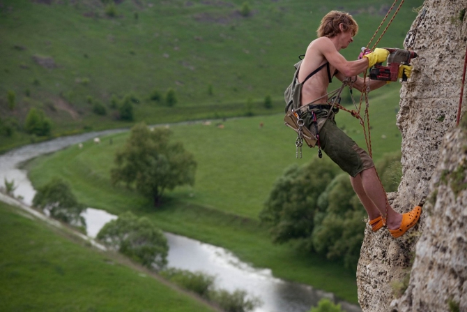 Скалолазание на Кавказе (боулдеринг)