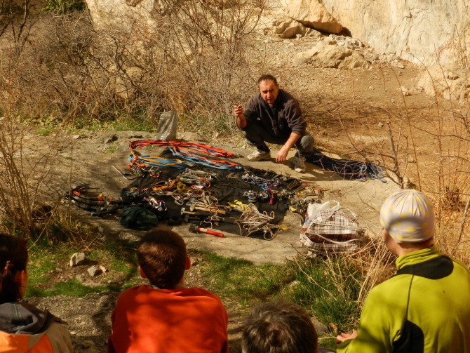 Умирает ли учебный альпинизм? (скалолазание, горная школа Категория трудности, ситник, ставницер)