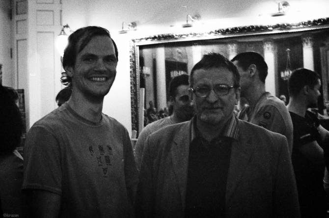 Альпинисты на уровне моря (Альпинизм, золотой ледоруб, русское географическое общество)