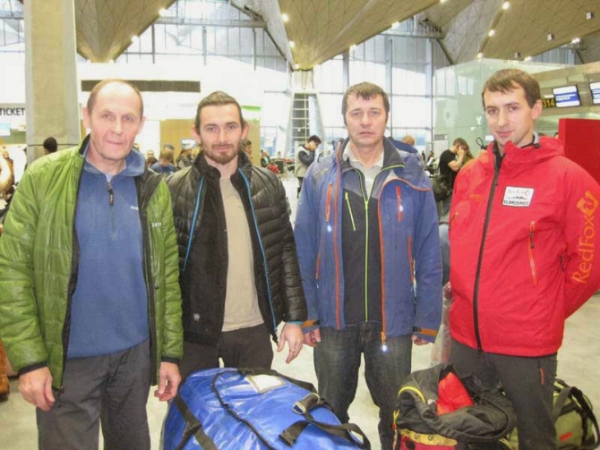 Нанга-Парбат-2015. Команды начинают работать на горе (Альпинизм, пакистан, экспедиции, зимние восьмитысячники, горы, русские на нанге, даниэль нарди, томаш мацкевич)