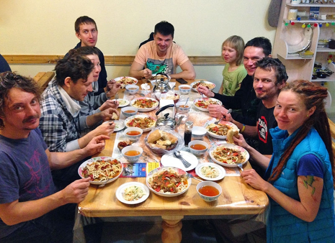 Солнечный скитур в долинах Прииссыкулья (фоторепорт о киргизском снеге, Горные лыжи/Сноуборд, алекс кузмицкий, киргизия, каракол, фрирайд, беккантри, отчеты, snow sense)