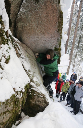 Столбы на Рождество (Альпинизм, рождественские столбы, соревнования, зима, красноярск, хитрушки, драйтулинг, марафон, бег)