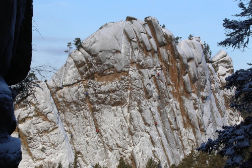Столбы на Рождество (Альпинизм, рождественские столбы, соревнования, зима, красноярск, хитрушки, драйтулинг, марафон, бег)