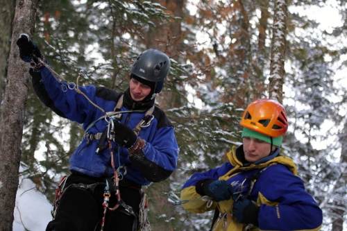 Столбы на Рождество (Альпинизм, рождественские столбы, соревнования, зима, красноярск, хитрушки, драйтулинг, марафон, бег)