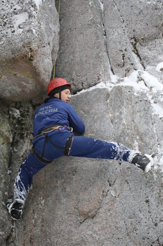 Столбы на Рождество (Альпинизм, рождественские столбы, соревнования, зима, красноярск, хитрушки, драйтулинг, марафон, бег)