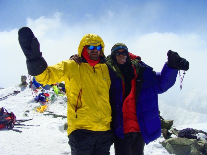 Пик Ленина или два года за горой. (Альпинизм)