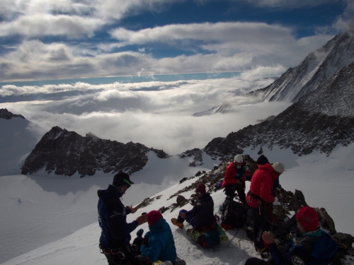 Уроки Антарктиды (Путешествия, антарктида, экспедиции, горы, клуб лидеров, иван душарин, ирина зеленкова, алена бжахова, русское географическое общество)