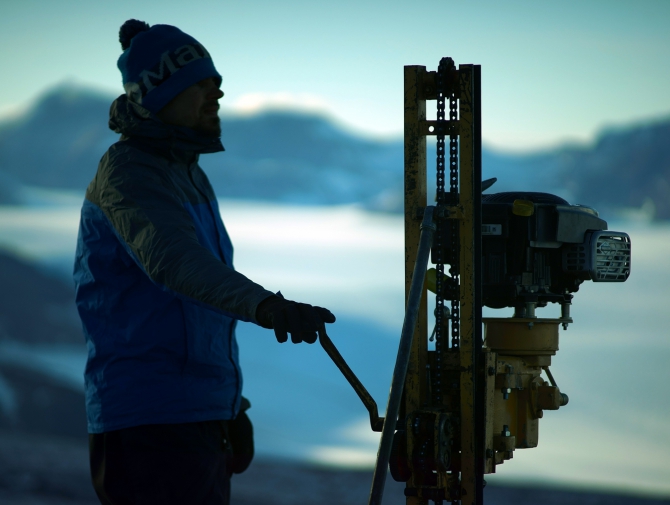 Сухие Долины Антарктиды: замерзшая тишина (Путешествия, антарктида, мерзлота, бурение, лед)