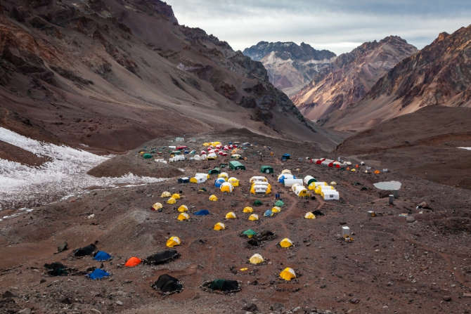 «Голодное» восхождение на Аконкагуа: как это было. Интервью с участниками Александром Вовнием и Константином Диковским. (Альпинизм)