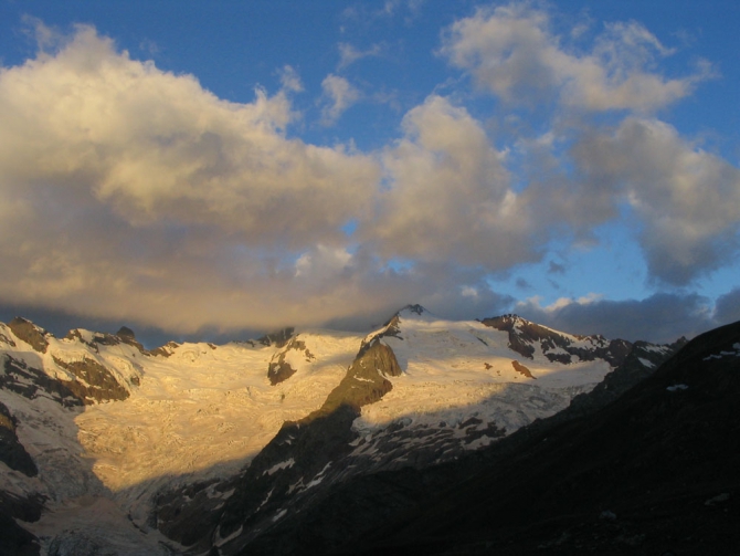 РЕКВИЕМ (Альпинизм, олег бабин, анатолий губарь, домбай, алибек, сулахат, сборы донецкой областной федерации 2008 года)