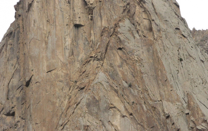 Каменные горы. Карвшин (Альпинизм, каравшин, желтая стена, асан, маршрут альперина)