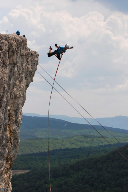 Бахчисарайский экспресс (BASE, ropejumping., первопрыг, рапт, прыжки с верёвкой, прыжки с веревкой, бэйс, роупджампинг, полеты, экстрим, крым)