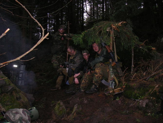 "Военный" десант в Карпатах. (страйкбол, карпаты, июль 2008г)