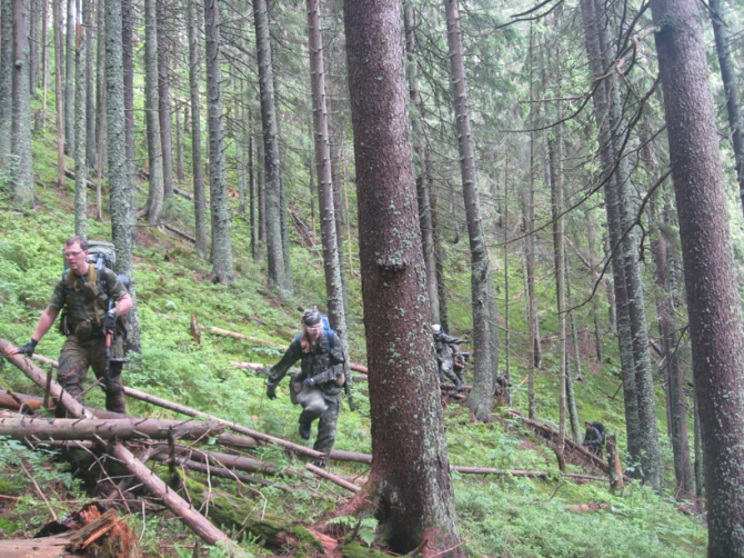 "Военный" десант в Карпатах. (страйкбол, карпаты, июль 2008г)