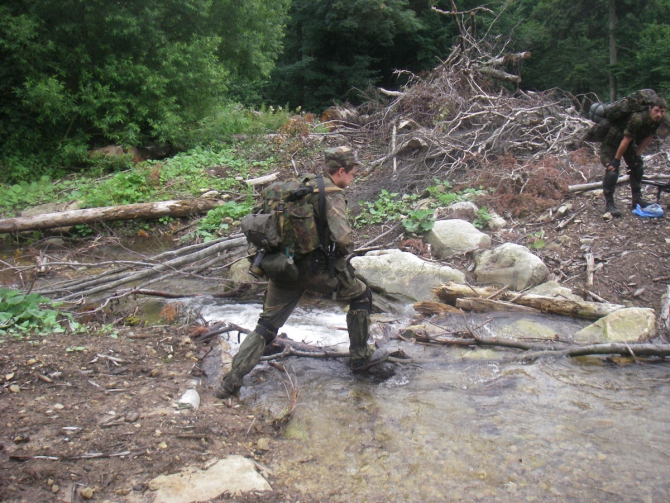 "Военный" десант в Карпатах. (страйкбол, карпаты, июль 2008г)