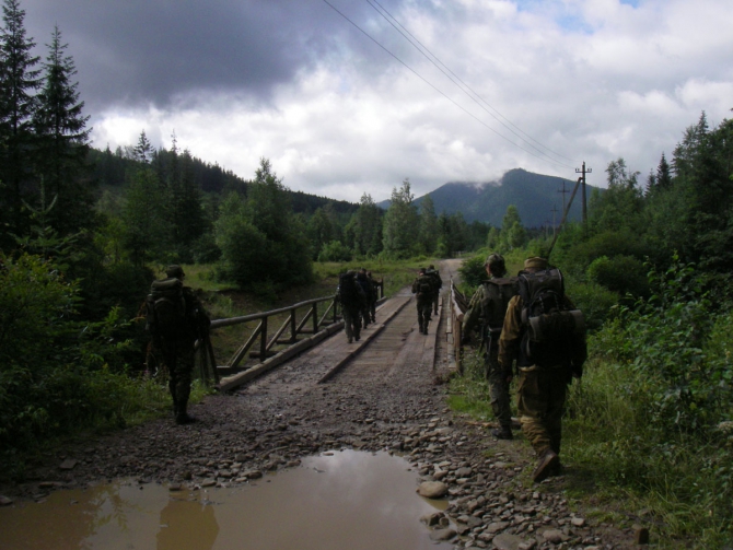 "Военный" десант в Карпатах. (страйкбол, карпаты, июль 2008г)