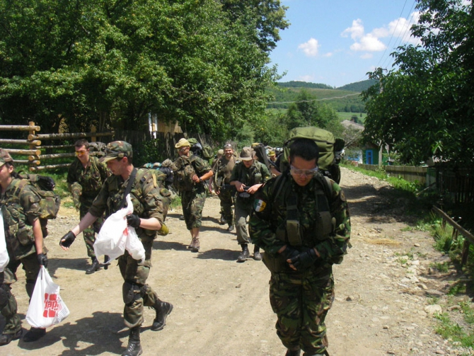 "Военный" десант в Карпатах. (страйкбол, карпаты, июль 2008г)