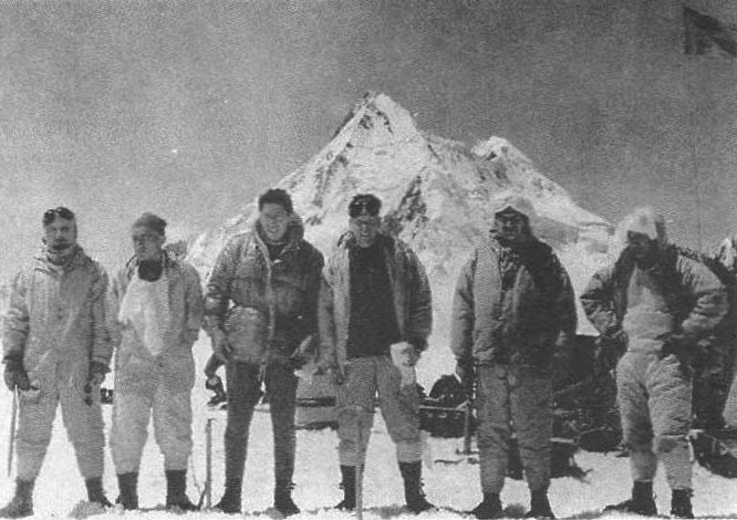 Памяти Валентина Сулоева (Альпинизм, ребро буревестника, десант на пфп, поляна сулоева, десант на пик ленина, парашютный десант, пик коммунизма, пик ленина, маи)