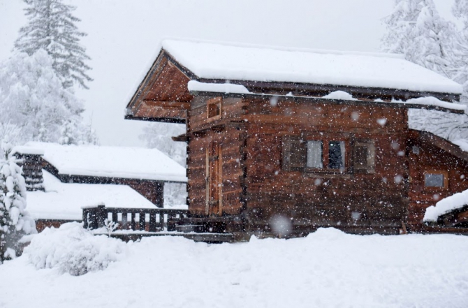 ".. Про маленький домик с видом на небо .. " (Горные лыжи/Сноуборд, альпы, франция, шамони, шале, дети)