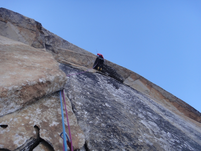 Можно долго спорить о женском альпинизме... (ала - арча, михайлова 5б, в двойке, столбы)