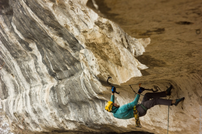 Драйтулинг в Бахчисарае (Ледолазание/drytoolling, скалы, бахчисарай, фото, фотосессия, скалолазание, крым, альпинизм, брошеван, нефедов)