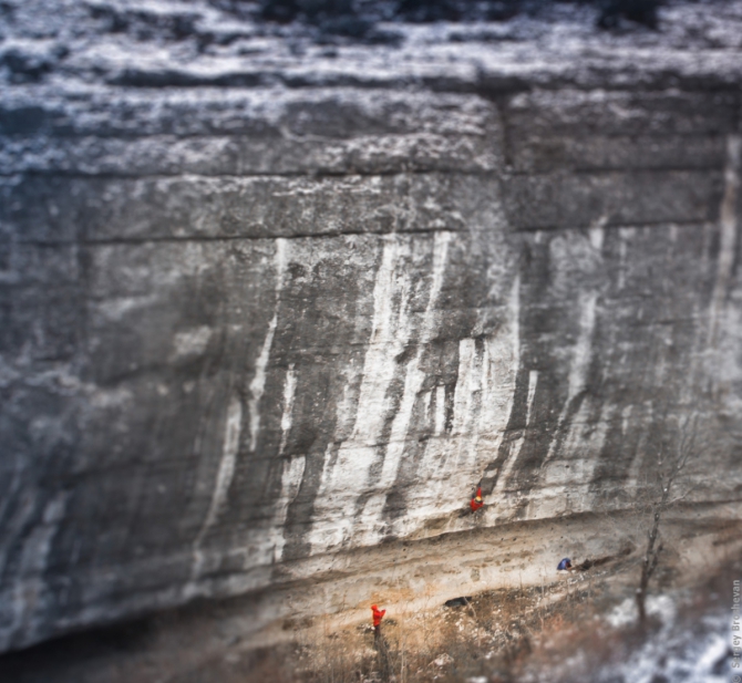 Драйтулинг в Бахчисарае (Ледолазание/drytoolling, скалы, бахчисарай, фото, фотосессия, скалолазание, крым, альпинизм, брошеван, нефедов)