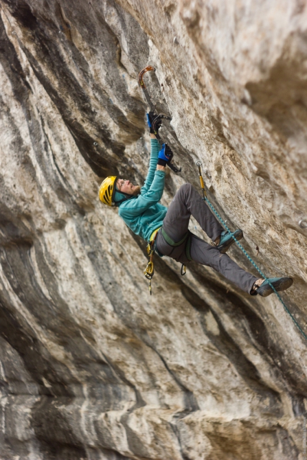 Драйтулинг в Бахчисарае (Ледолазание/drytoolling, скалы, бахчисарай, фото, фотосессия, скалолазание, крым, альпинизм, брошеван, нефедов)