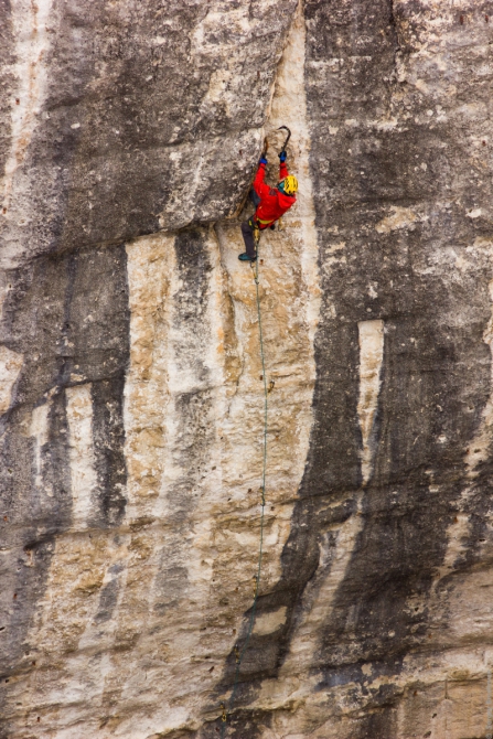 Драйтулинг в Бахчисарае (Ледолазание/drytoolling, скалы, бахчисарай, фото, фотосессия, скалолазание, крым, альпинизм, брошеван, нефедов)