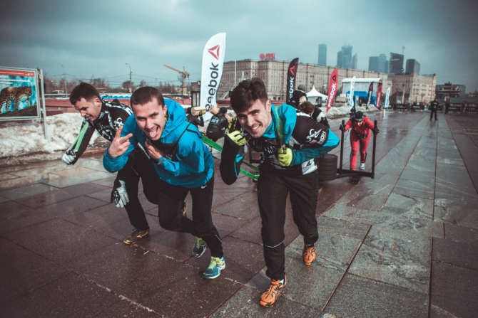 "Стань человеком": брось себе вызов! Фоторепортаж! (Мультигонки, Be More Human, будь человеком, Reebok, забег)