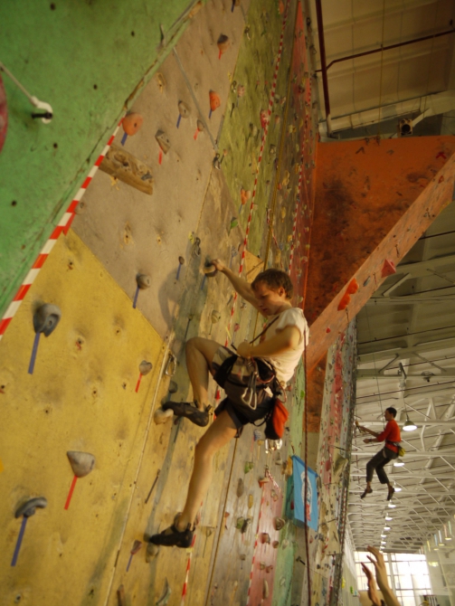Альпклайминг - поросль скального класса (Альпинизм, скальный класс, Бауманский скалодром, фаис москвы, salomon, мгту им. баумана, альпиндустрия, нпф баск, венто, клуб 7 вершин)