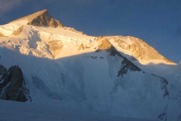 Денис Урубко: Зима на восьмитысячниках. Какие восхождения в Гималаях и Каракоруме следует считать зимними. (Альпинизм)