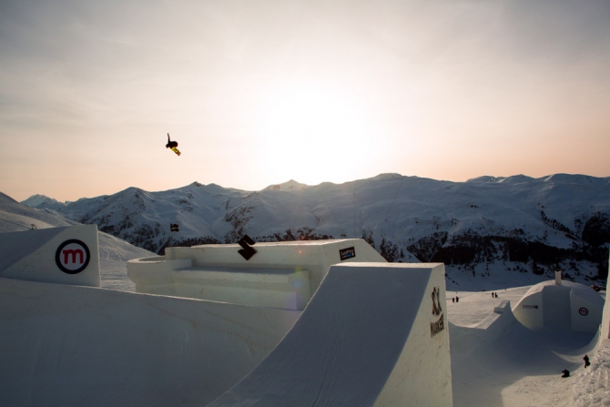 Хочешь быть рыцарем? (Горные лыжи/Сноуборд, Wanna Be A Knight?, слоупстайл, нью-скул, горные лыжи, сноуборд, ливиньо, италия)