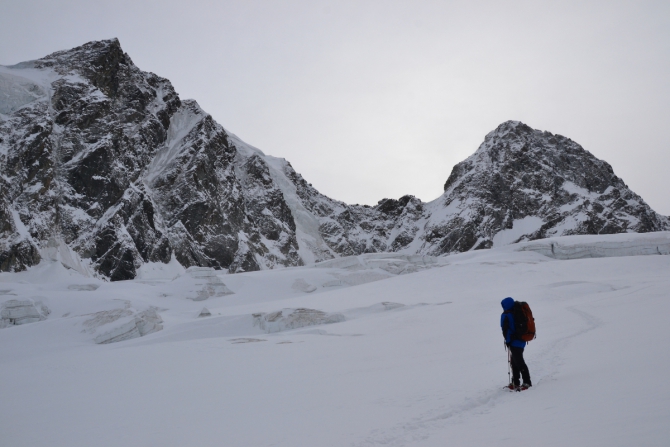 Новая линия на Мамисон от Сумской двойки. (Альпинизм, цей, зима, первопрохождение, сумы)
