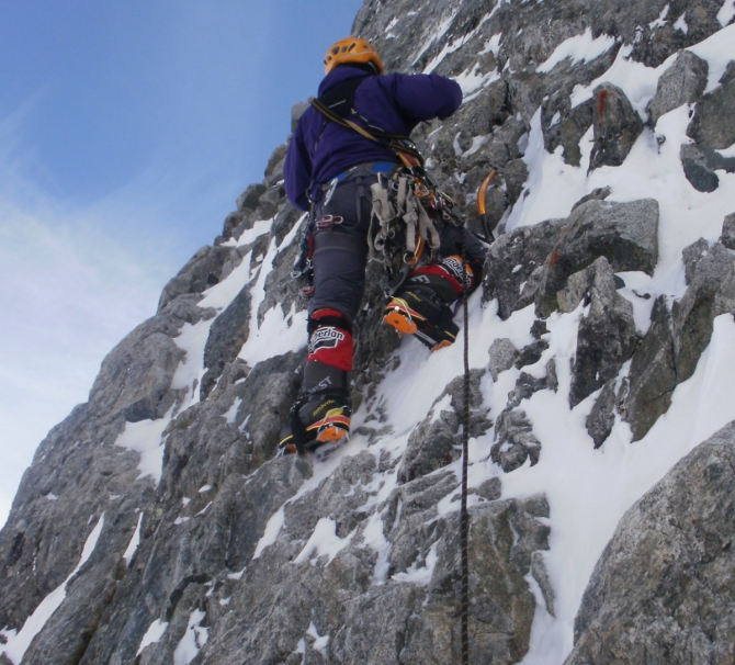 Новая линия на Мамисон от Сумской двойки. (Альпинизм, цей, зима, первопрохождение, сумы)